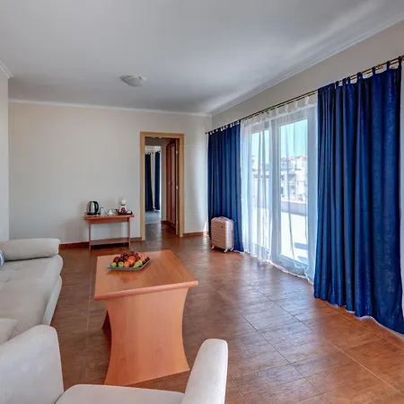 Отель семеен амон ра