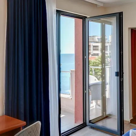 Отель семеен амон ра