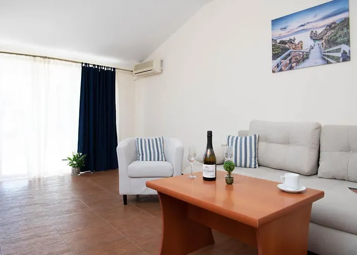 семеен амон ра Hotell 3*