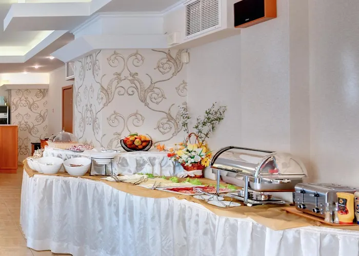 семеен амон ра 3*