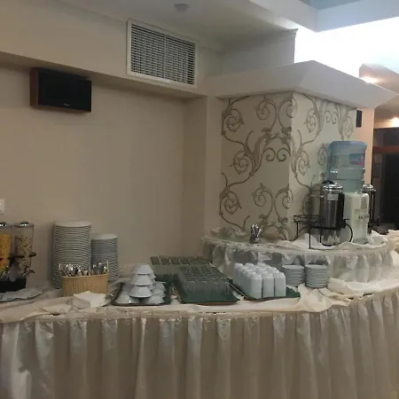 семеен амон ра 호텔 3*