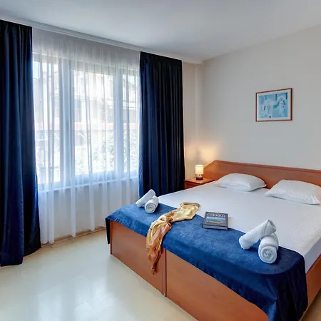 Family Hotel Amon Ra سوزوبول